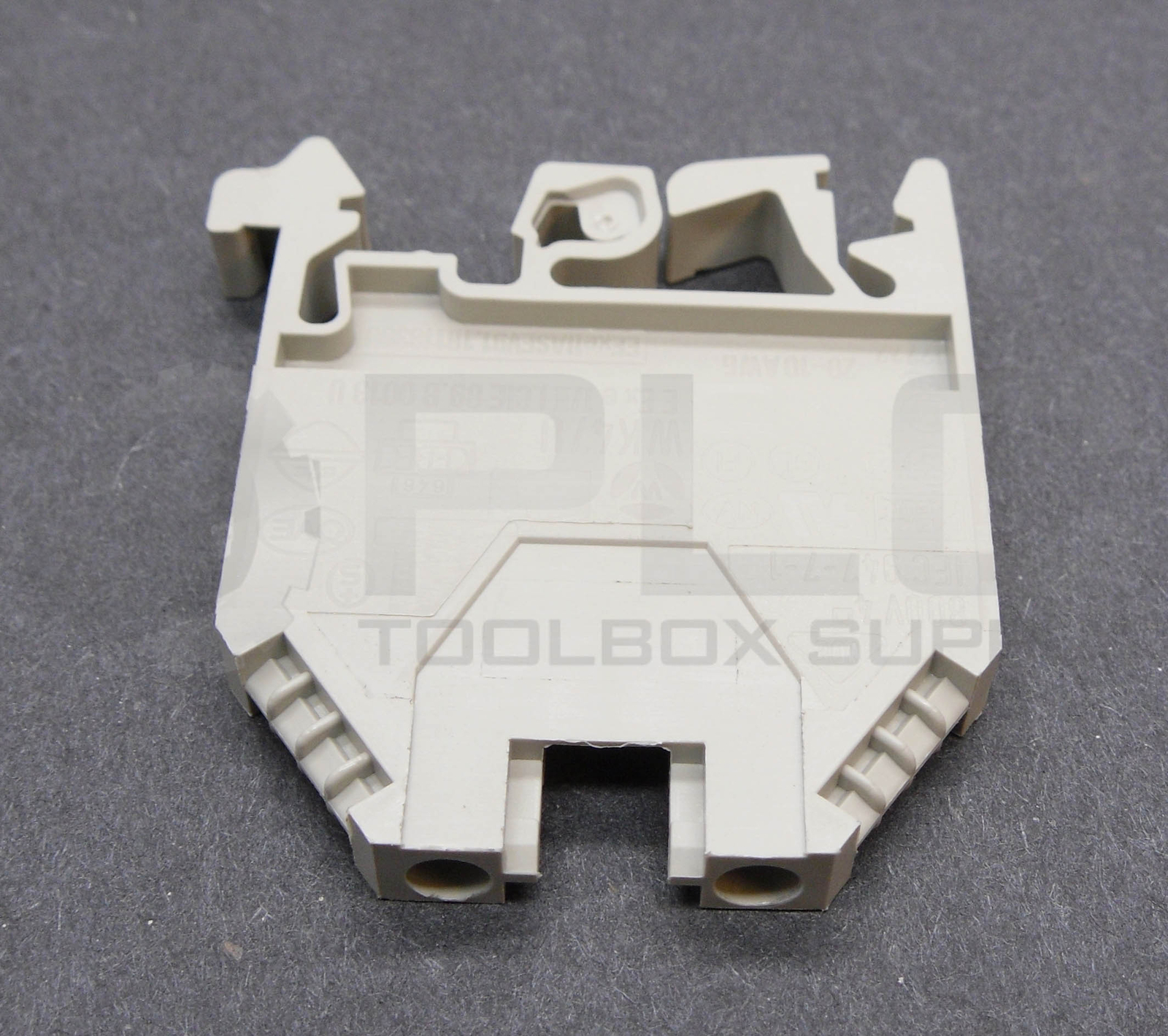 NEW BOX OF 66 TELEMACANIQUE AB1 VV435U SCREW CLAMP BLOCK 058643 *READ*