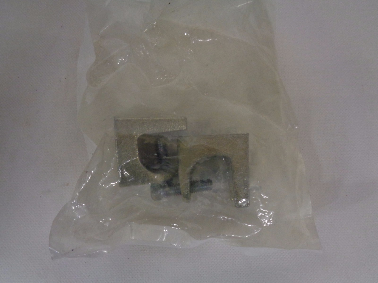 NEW LOT OF 7 BEAM CLAMP FOR 1/4-1/2 HANGER RODS 7/8 OPENING 3/8-16 NO. 17741