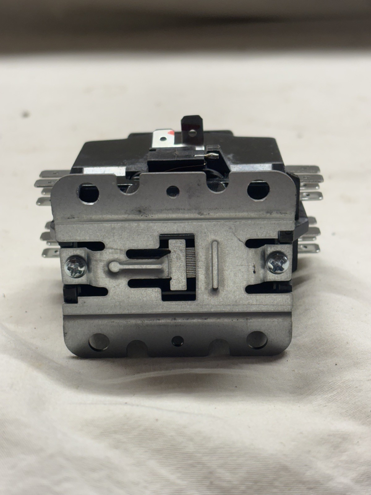 Packard TMX240A2 Max Definite Purpose Contactor 2 Pole, 40 Amp, 24 Volt Coil
