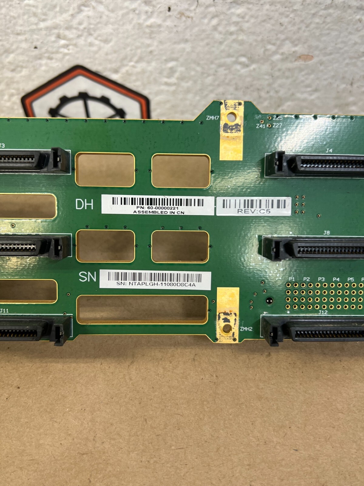 Dot Hill Systems 61-00000221 Midplane Board