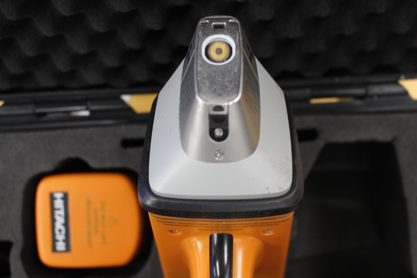 HITACHI Oxford X-MET 8000 EXPERT CG SMART XRF Handheld Analyzer