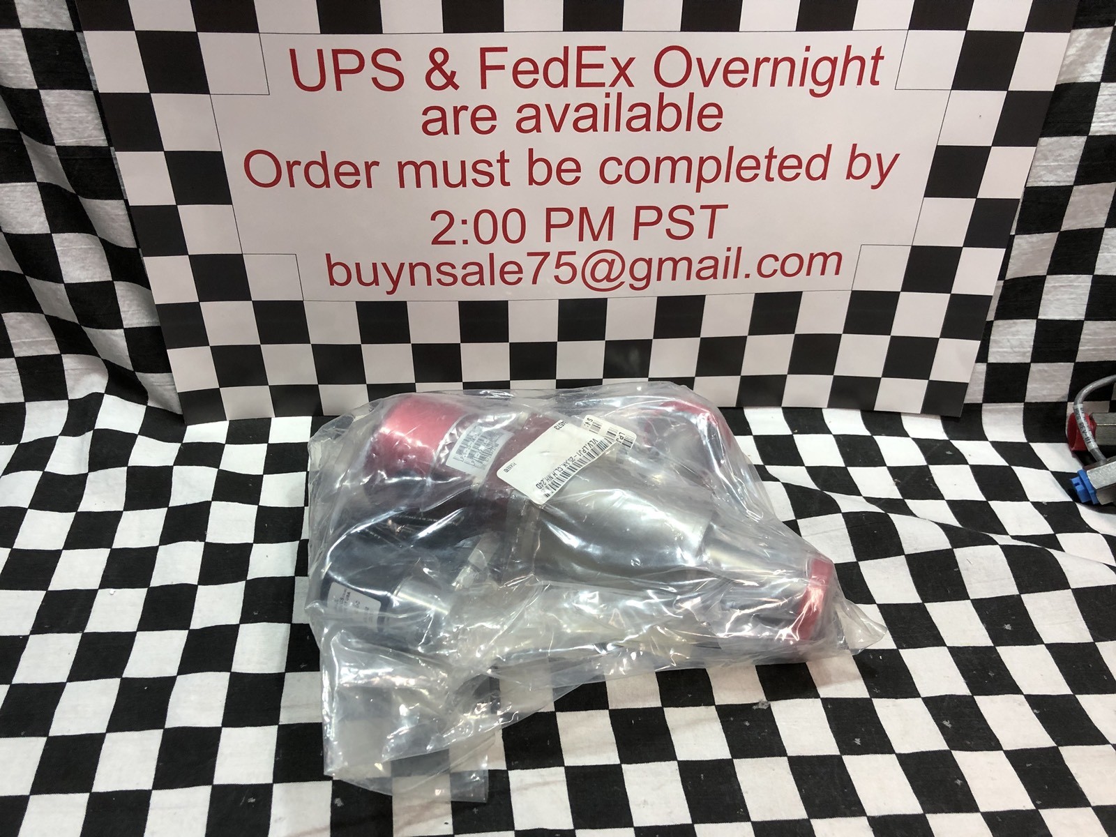 MKS LPJ1-25-AK-CLHXXX-24D, Pneumatic Angle Valve KF-25 with Solenoid, BOX 14 “A”