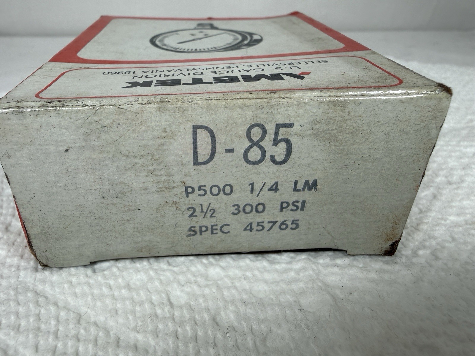 Ametek D-85 P500 Gauge 1/4 LM 2-1/2 300 PSI Spec 45765