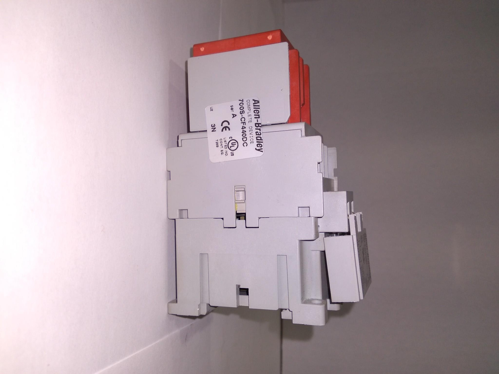 ALLEN-BRADLEY 700-CF310 SER.A AC-12 690V 20A A 100S-F SER.B 10A 690V CF440DC