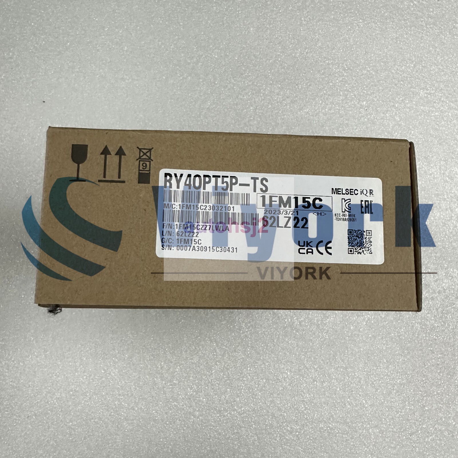 RY40PT5P-TS 1PCS NEW Mitsubishi PLC Module RY40PT5P-TS
