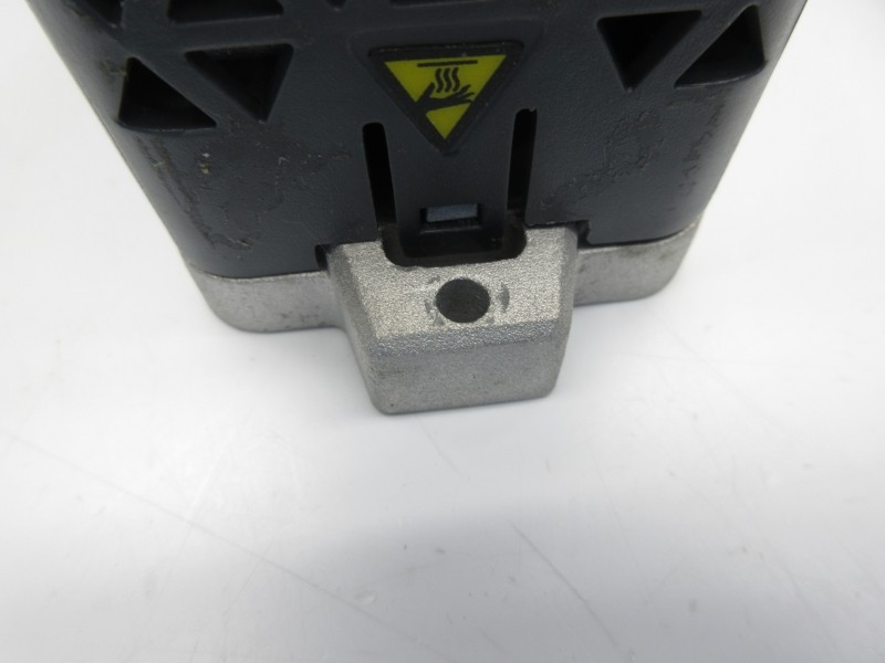 SCHNEIDER ELECTRIC LXM28AU04M3X 220V 2.2/3.8A UNMP