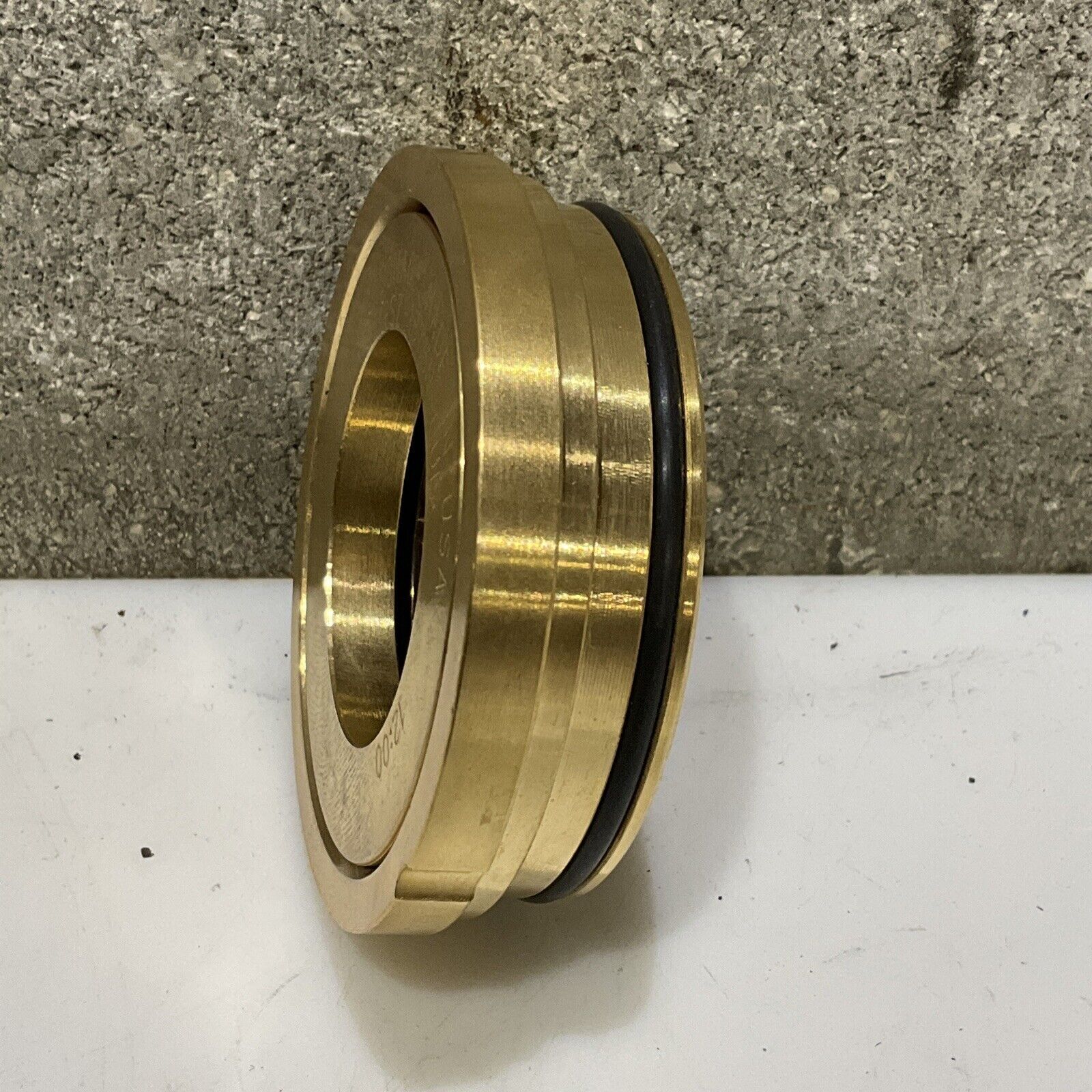 ISOMAG PI0005612 1375MP2375 V7 UL NARROW MAGNUM P SERIES SEAL EC27 678