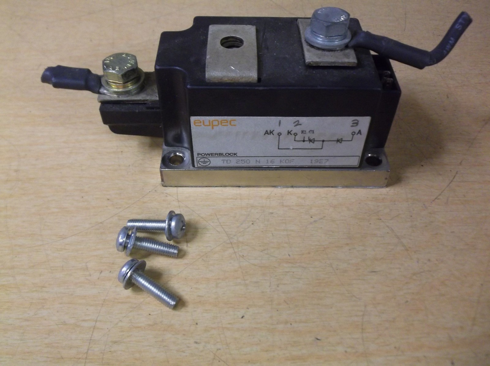 Eupec PowerBlock TD 250 N16 K0F 19E7 Power Supply Module, with 3 Screws
