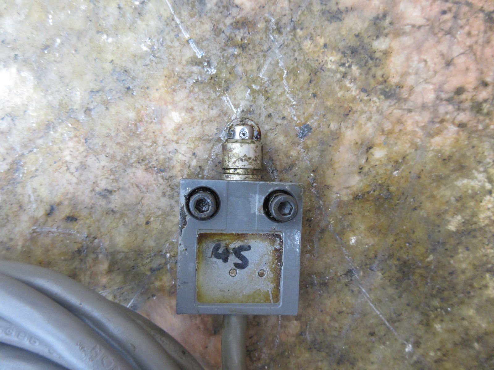 1998 HARDINGE COBRA LC-65 CNC LATHE LIMIT SWITCH