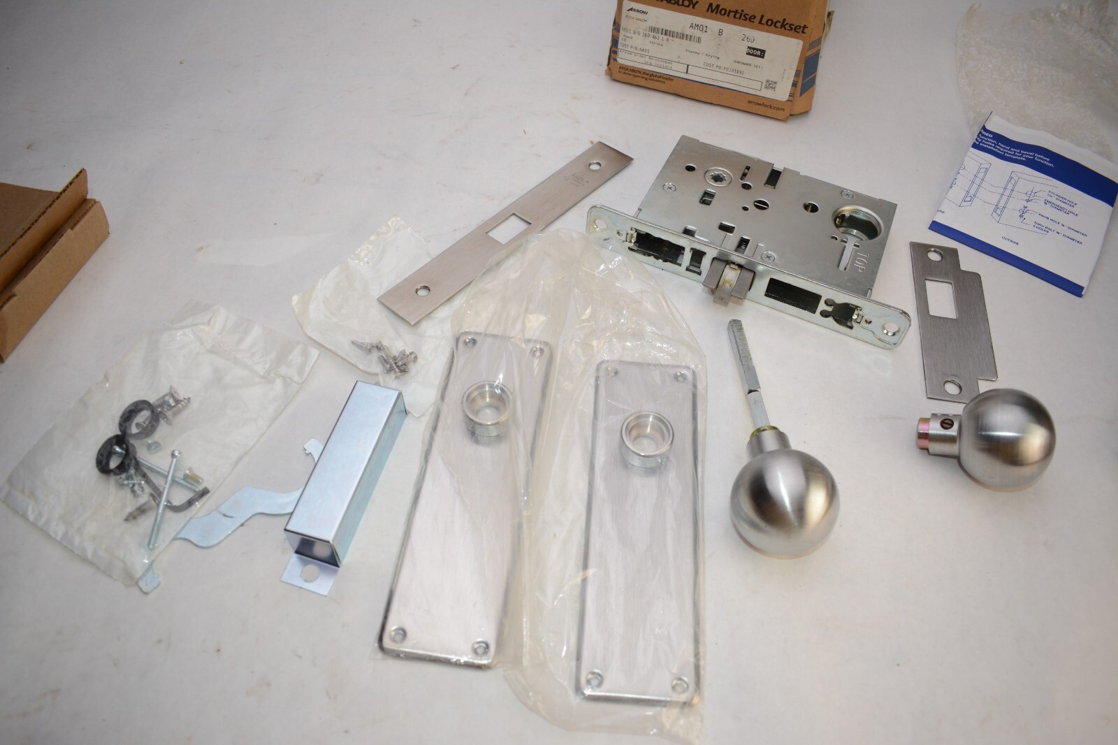 Arrow AM01 BD 26D Passage Mortise Lock – B Knob – D Rose