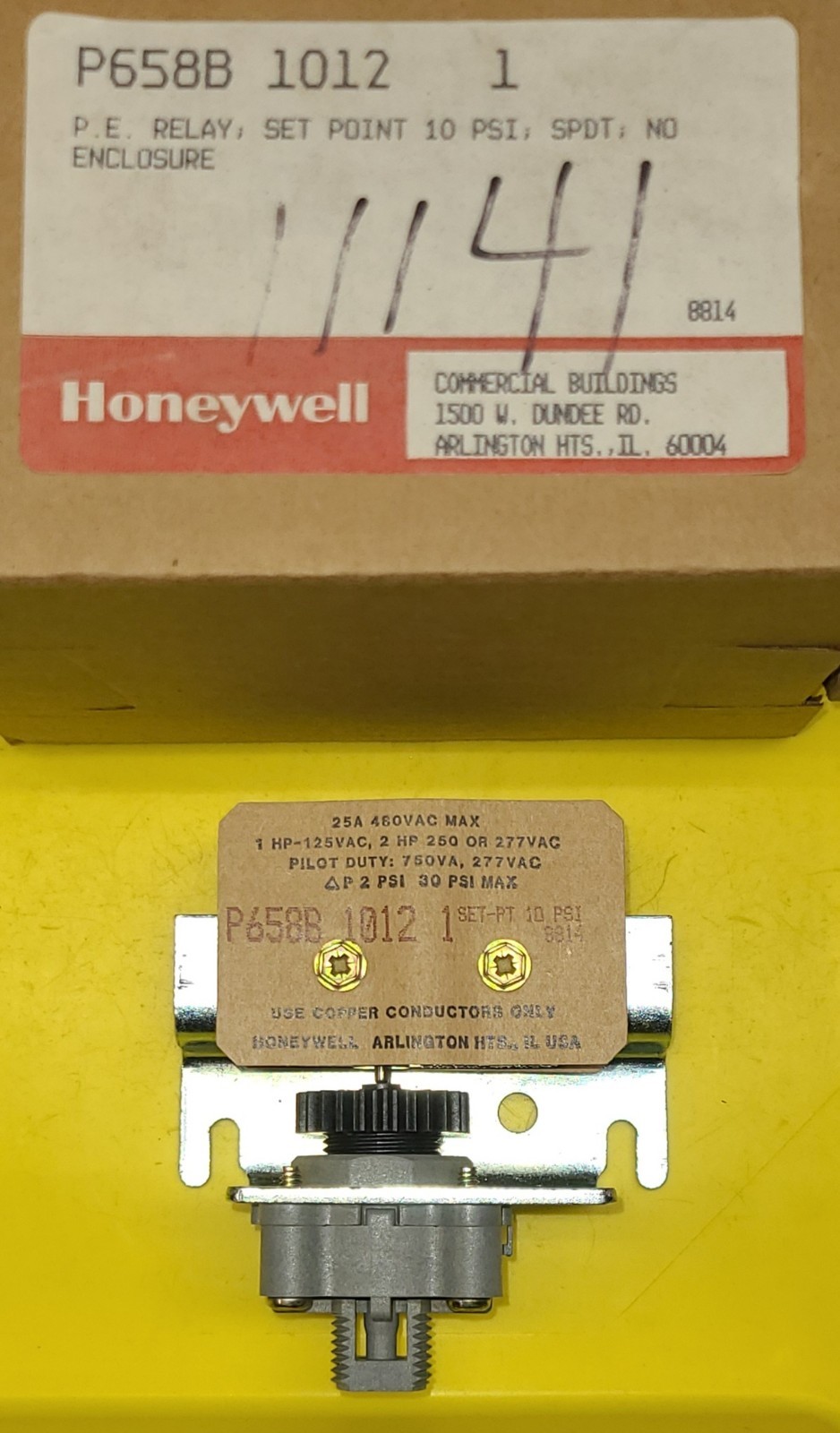 Honeywell P658B-1012 Pneumatic Electric Switch Relay P.E. 10 PSI