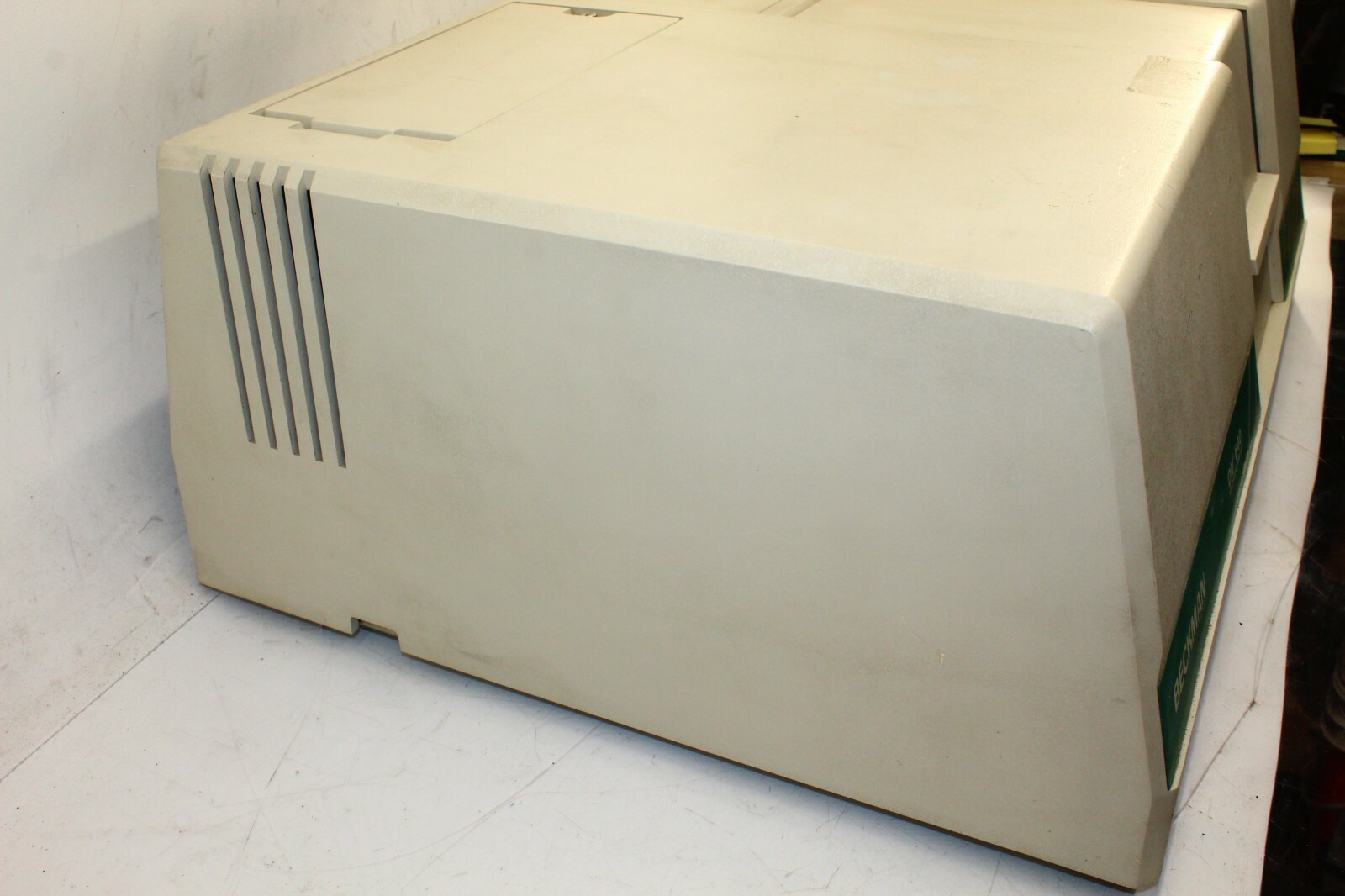 BECKMAN COULTER DU 640 DU640 UV-VIS SPECTROPHOTOMETER ULTRAVIOLET VISIBLE
