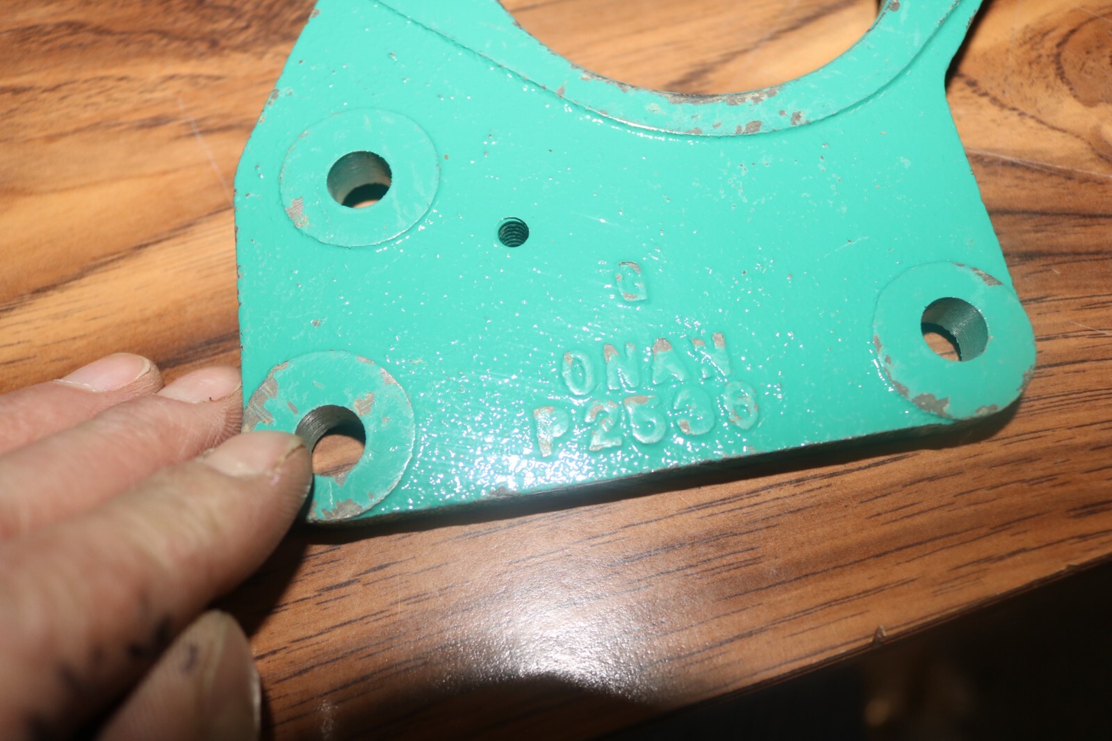 NOS Onan generator starter mount flange PN 191-0508 casting P2536