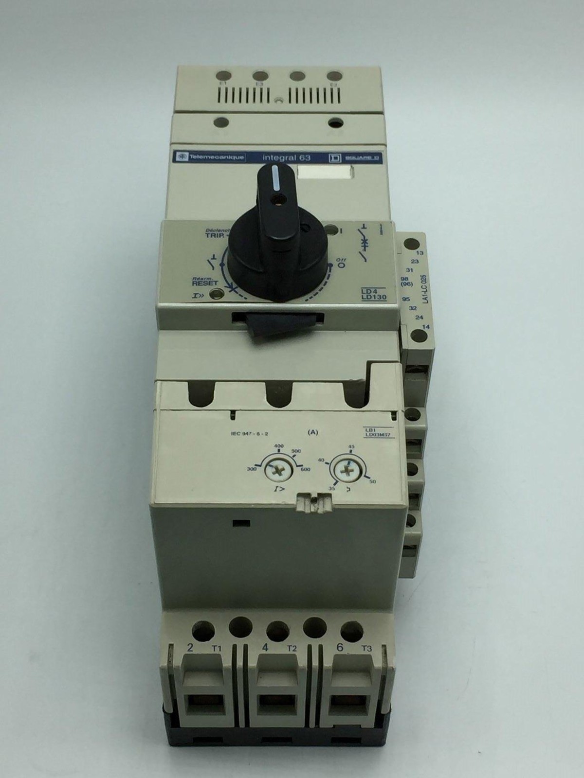 TELEMECANIQUE LD4-LD130BD & LB1-LD03M57 STARTER W/INTEGRAL STARTER OVERLOAD