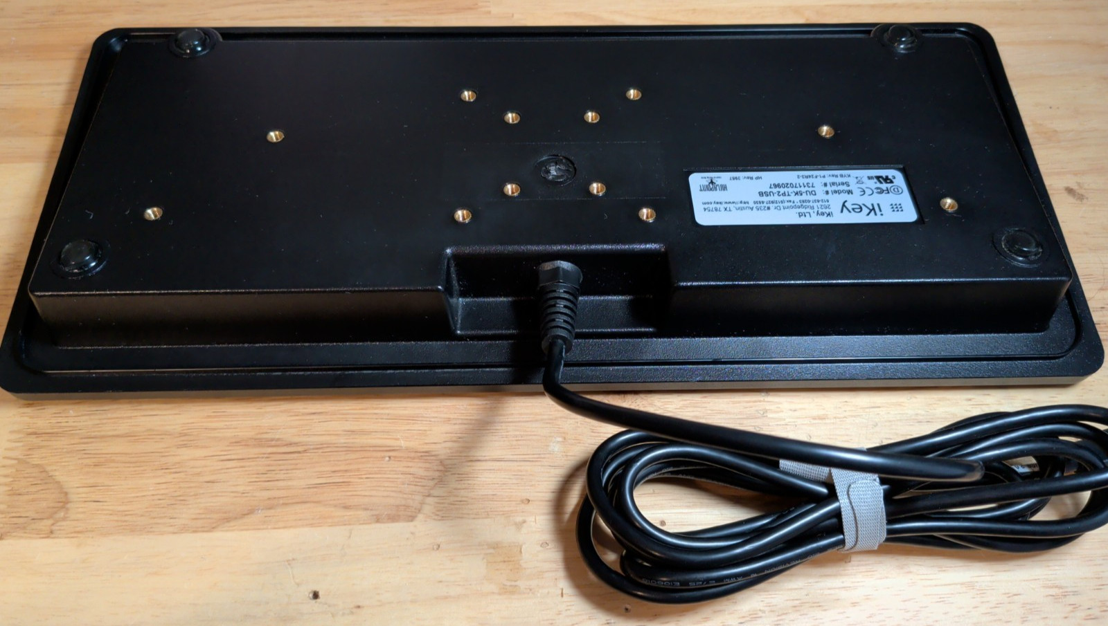 iKey DU-5K-TP2-USB Keyboard w/ Touchpad REV:P1-F24R3-2