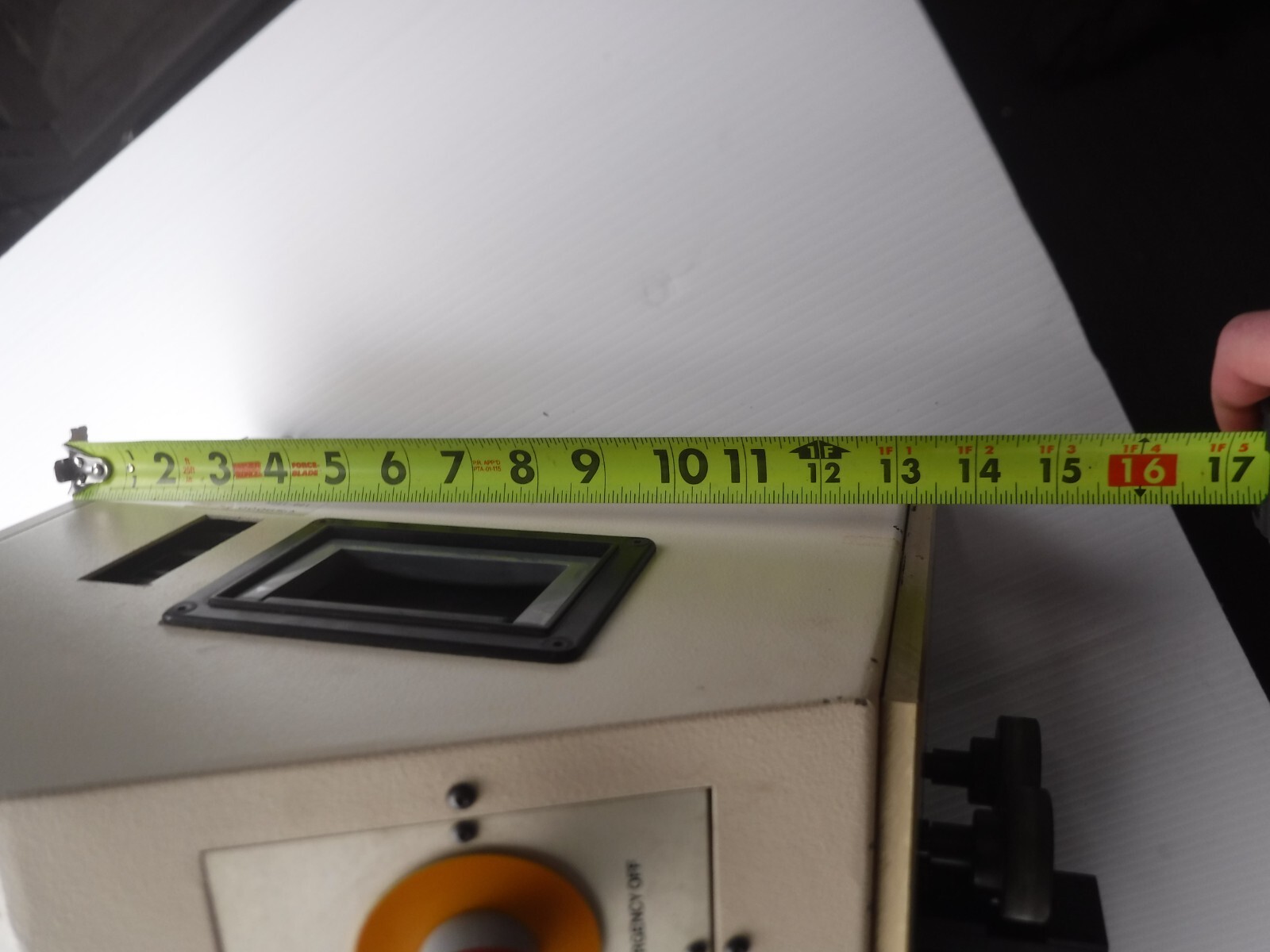 Schleuniger CS9000 100-120V / 220-240V