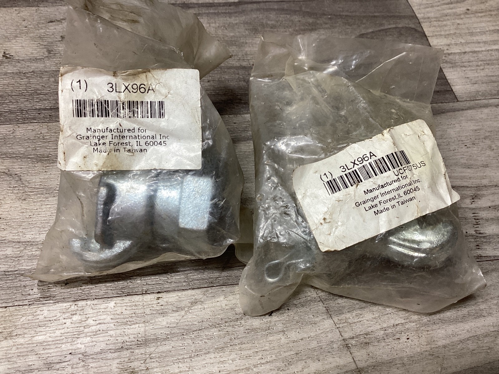 LOT OF 2 Grainger 3LX96A Coupling #114N143