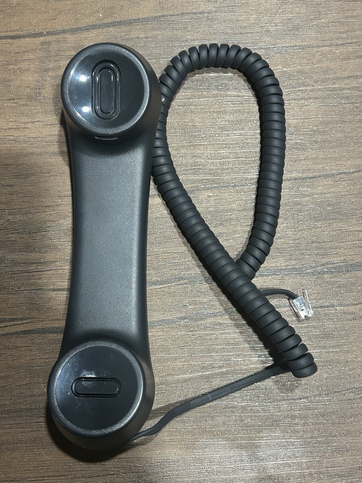 Lot of 10 AVAYA 9608G IP Business Phones Gray w/ Handsets, Cords, And Base