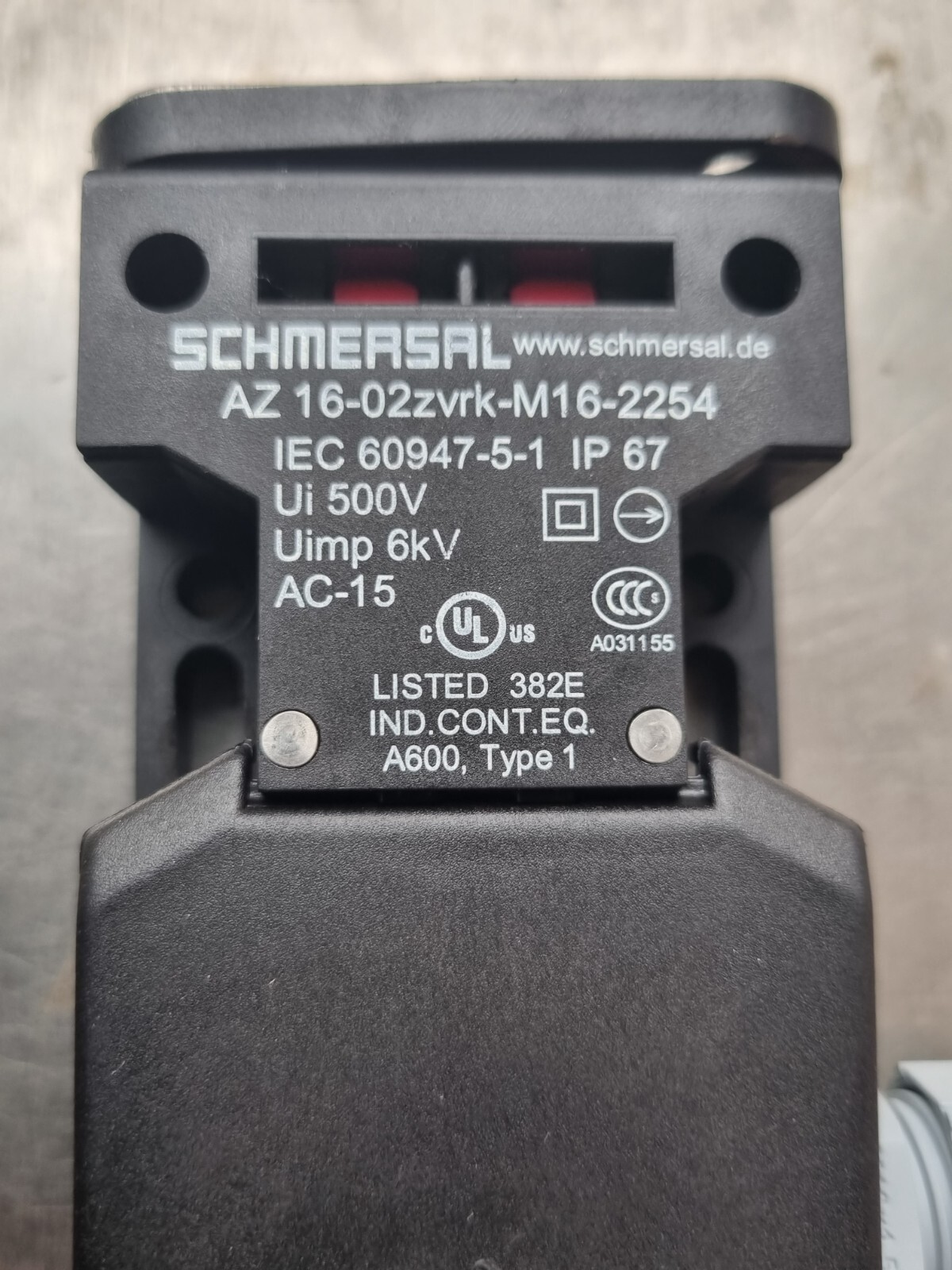 SCHMERSAL AZ16-02ZVRK-M16-2254 INTERLOCK SWITCH (IN23S1B3)