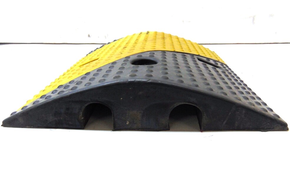 RUBBER CABLE COVER, 12 3/4″ X 11 3/4″ X 2 1/4″, 1 5/16″ X 1 1/4″ CHANNEL SIZE