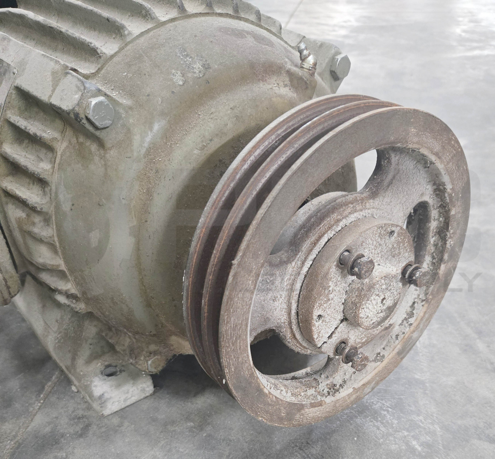 US ELECTRICAL MOTORS SF1.0 CL-B ENCLOSED MOTOR 15HP 3PH 1755RPM FR: 254T