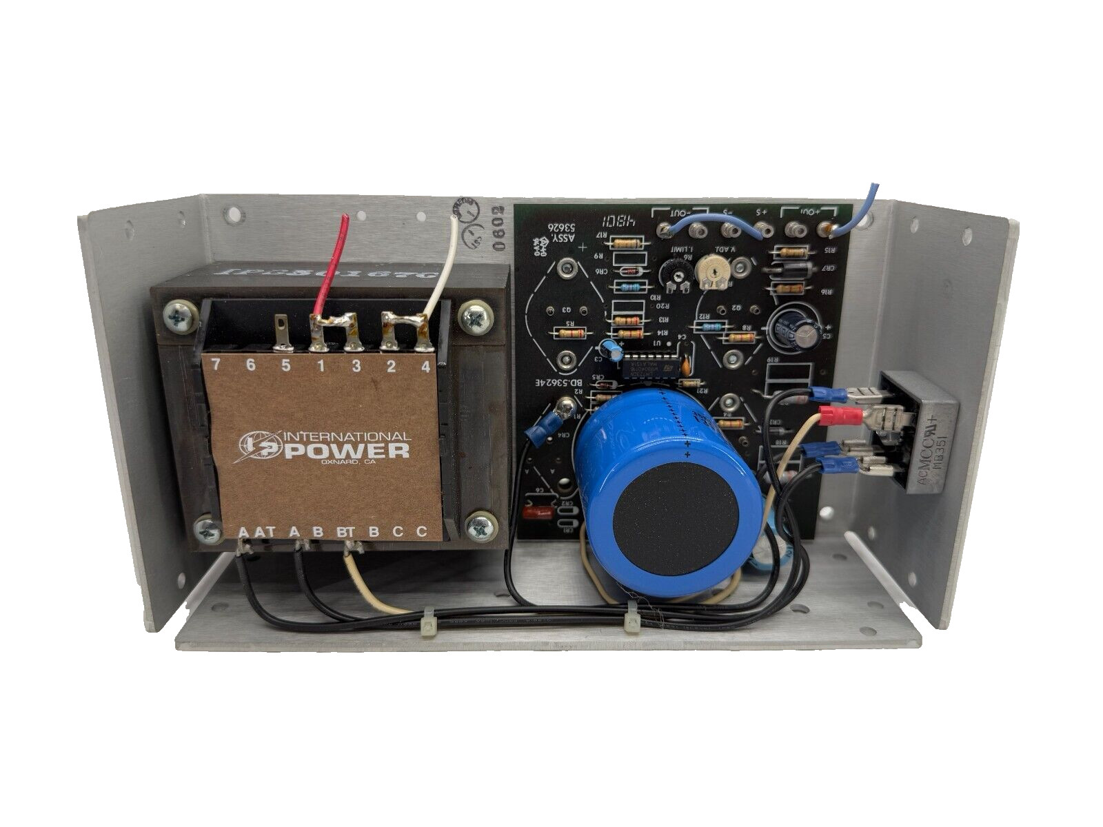 International Power IHD24-4.8 Power Out 24V DC, 4.8 Amps, 120-240VAC In
