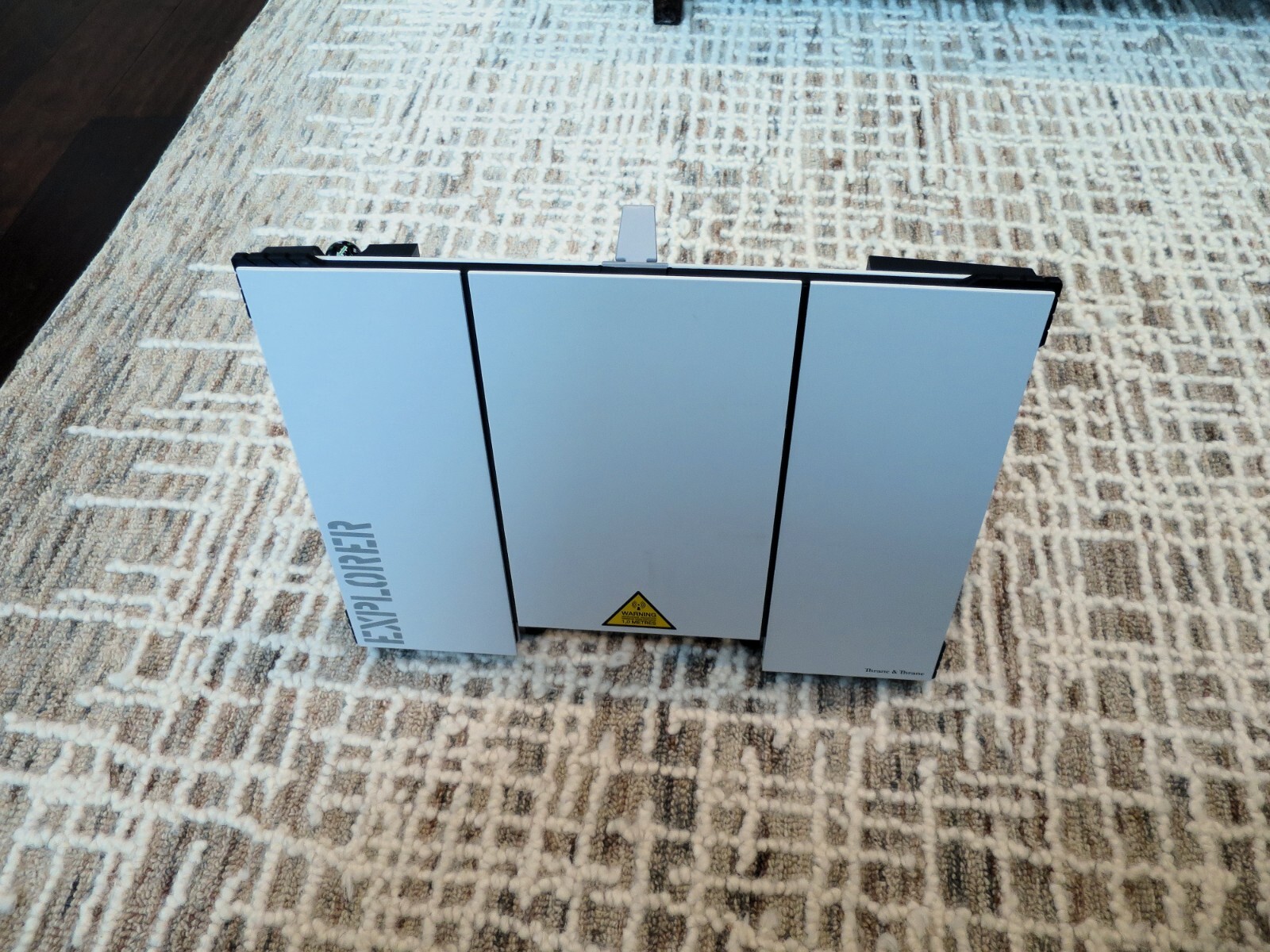 BGAN EXPLORER 700 Terminal