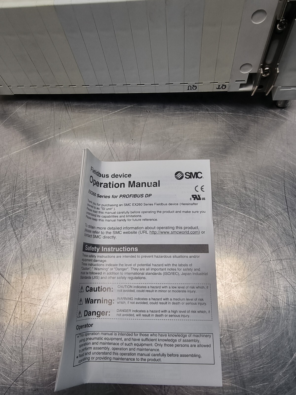 SMC EX260-SPR5 Profibus Module c/w 16 no. SY3A00-5UD1 Modules