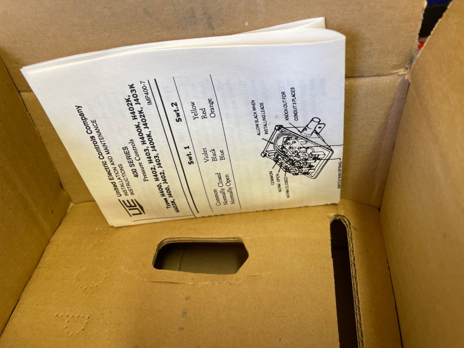 Ue United Electric H400-358 Pressure Control Switch 0-200psi 125/250 AC