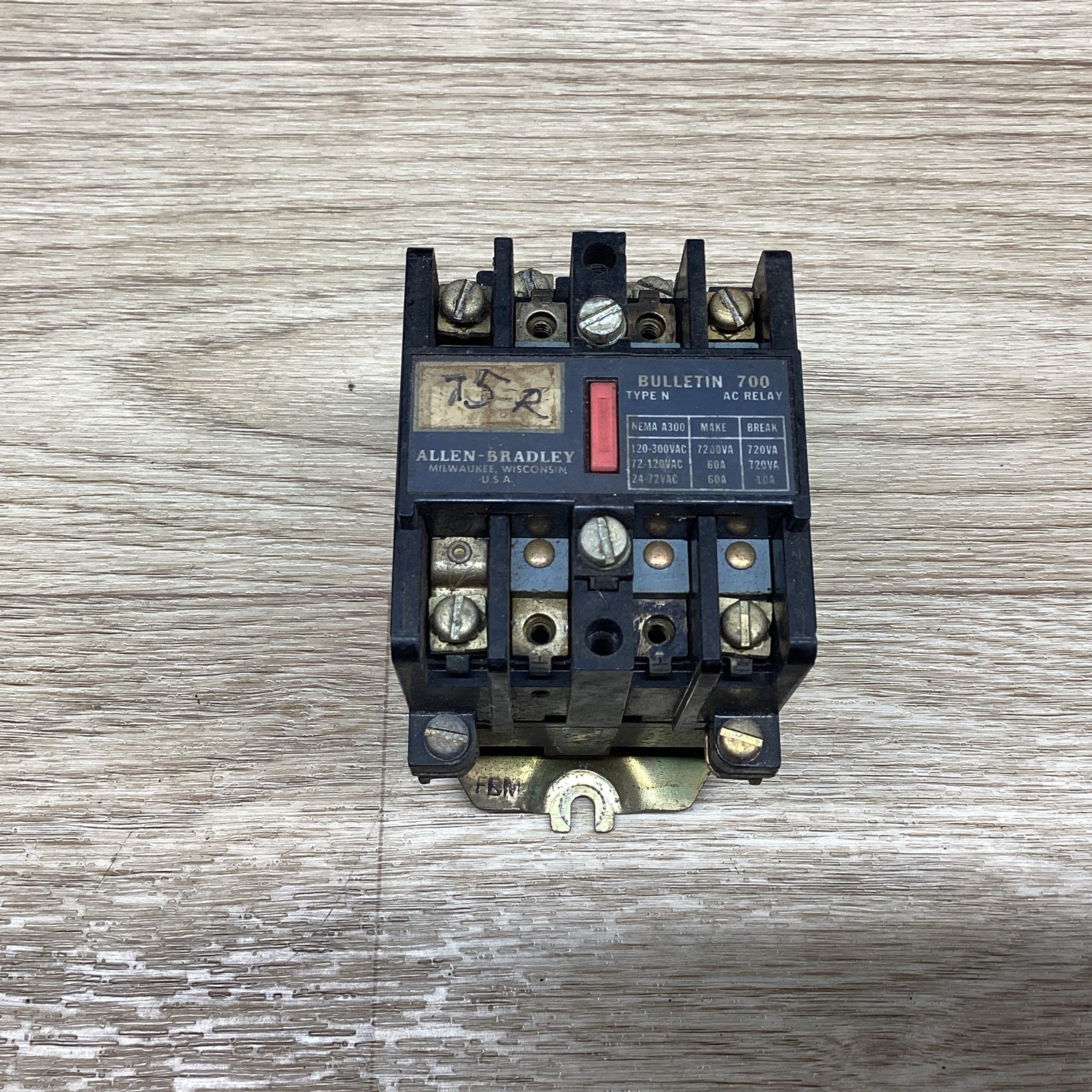 ALLEN BRADLEY NEMA A300 BULLETIN 700 TYPE N 700-N400A1 SER. C RELAY #819PT143*CO