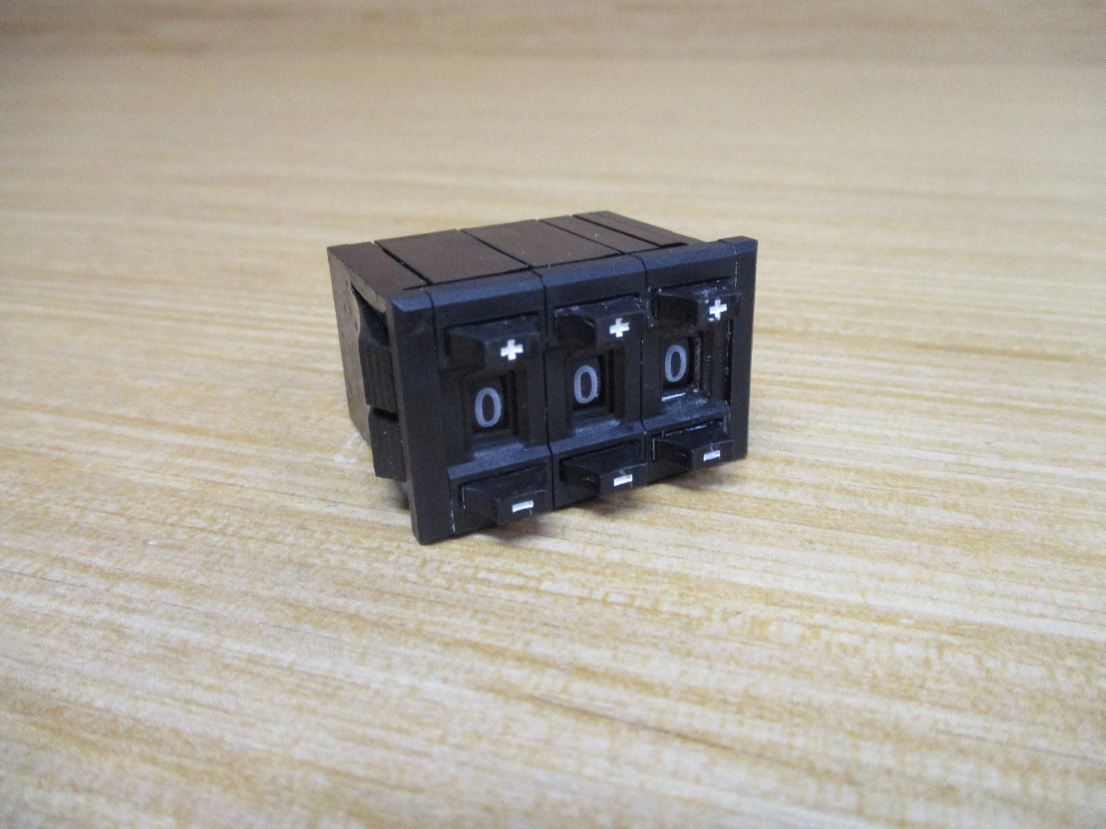 Bourns 3683-1-103L Potentiometer 36831103L