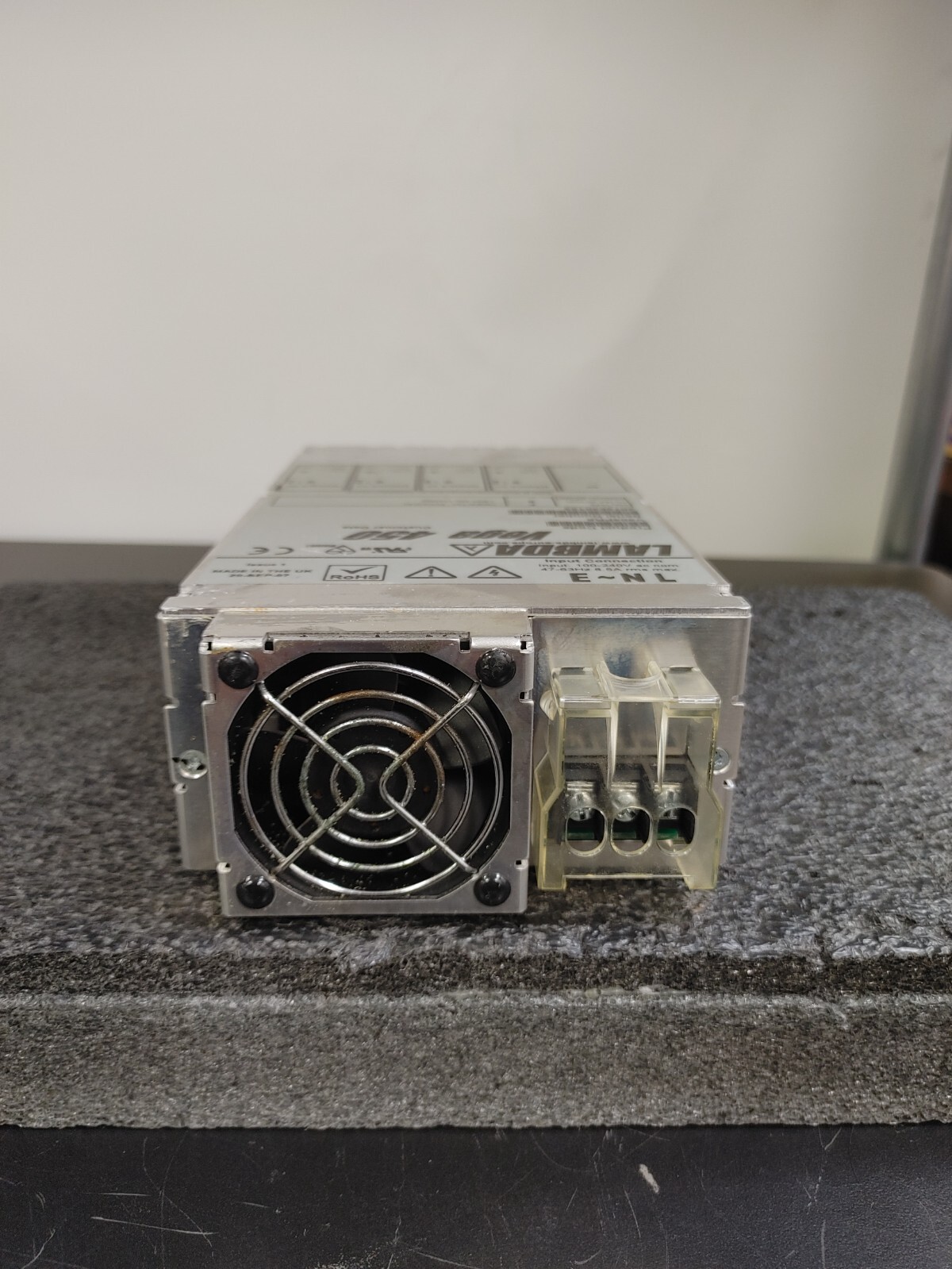 LAMBDA VEGA 450 V404PRX AC-DC Power Supply