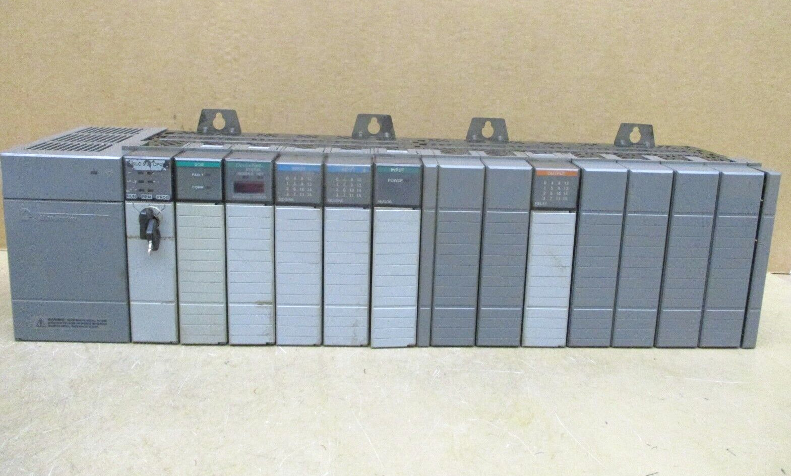 Allen-Bradley SLC 500 1746-P3 SLC 5/04 CPU 1747-L542 1747-DCM 1747-SDN 48692GN