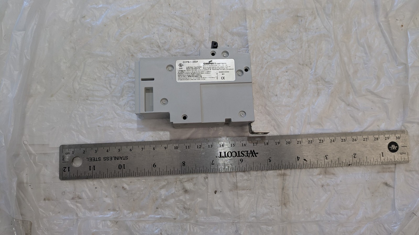 COOPER BUSSMANN CCPB-1-30CF 30A 600V 200KA 50-60HZ 1.5HP 120VAC