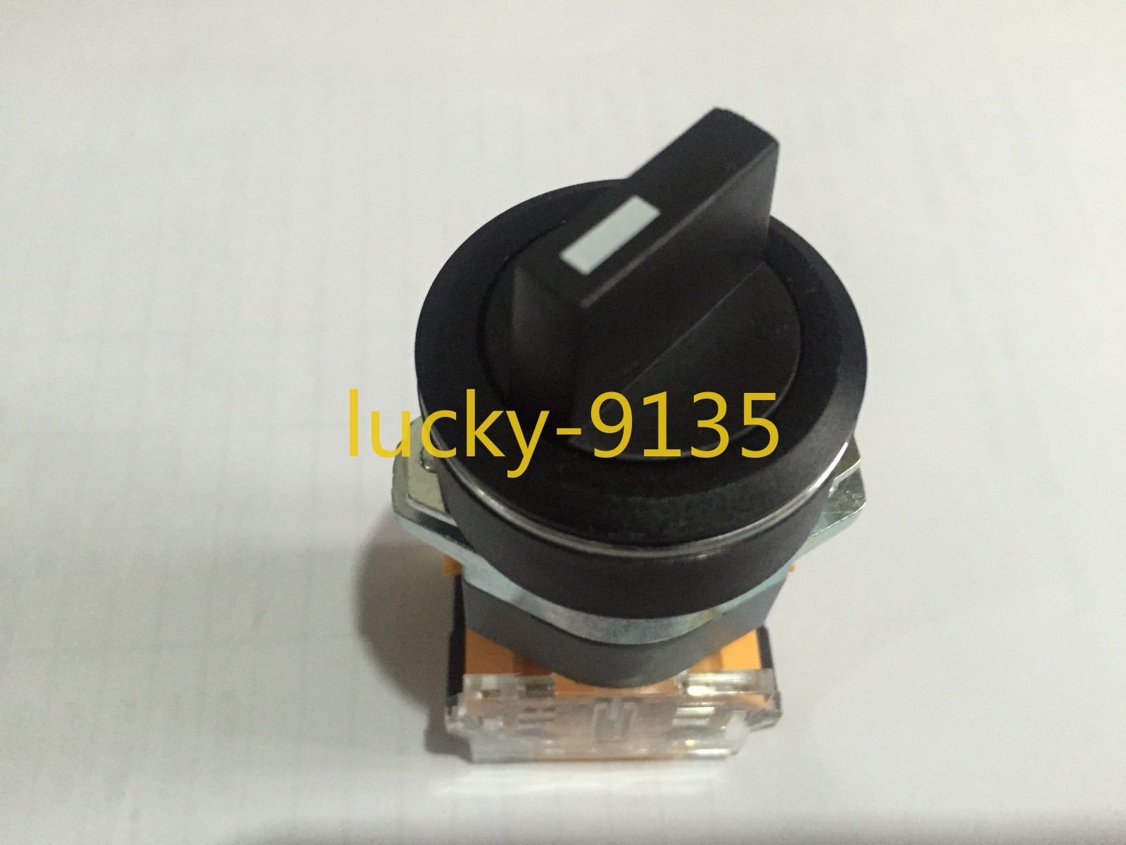 1pc New Siemens (APT) 30mm two-position selector switch LA39C1-11X/K
