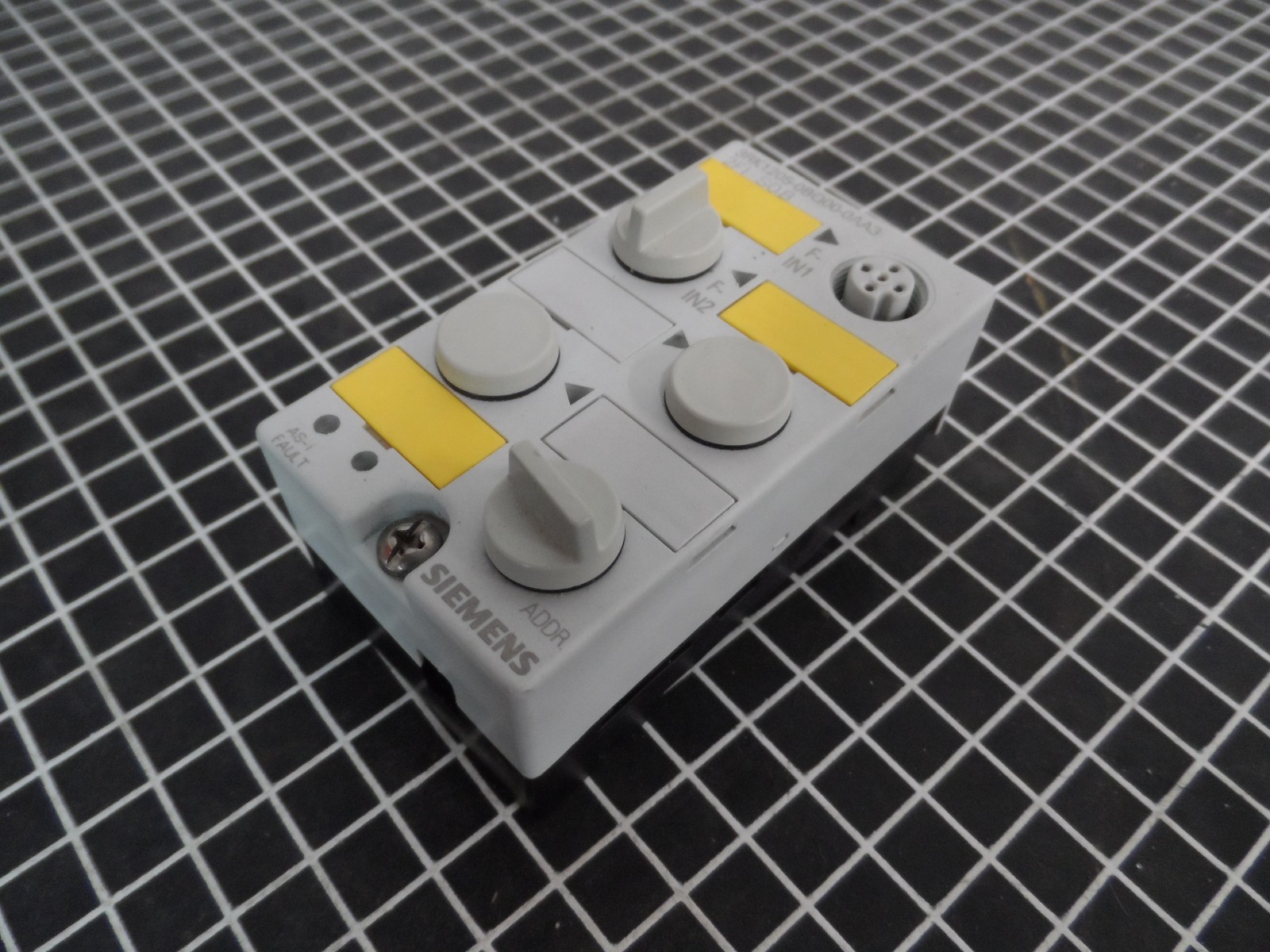Siemens 3RK1205-0BQ00-0AA3 Safety Control Module, 2 Input (26476)