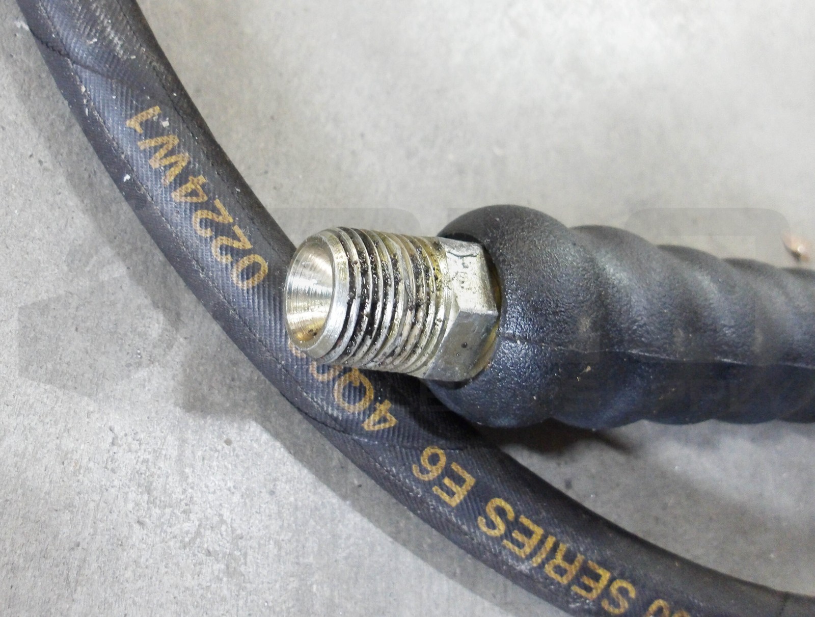 NEW ENERPAC E6 4Q00 0224W1 WP 700BAR/10,000PSI 900SERIES HOSE APPROX 5FT