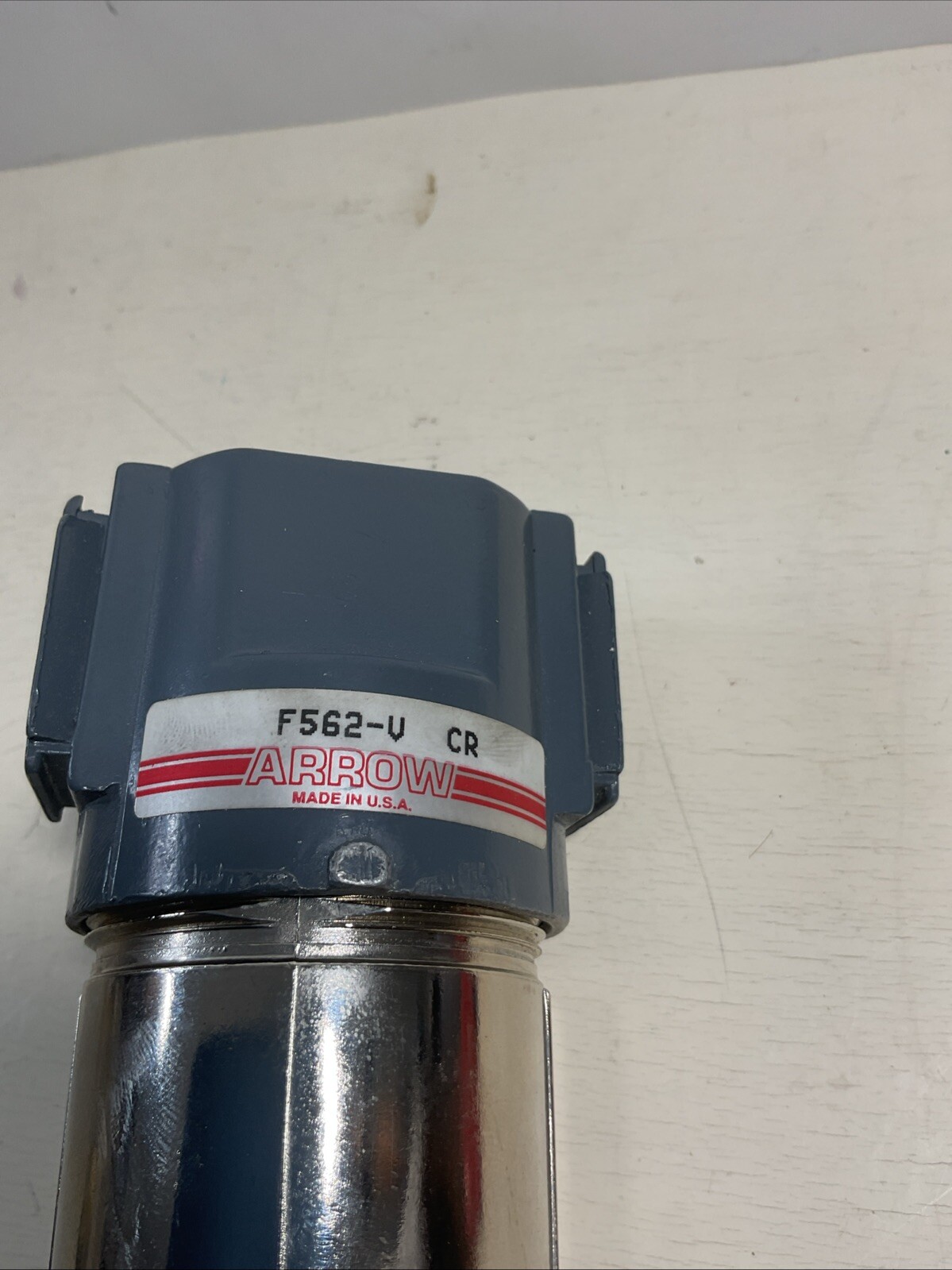 NEW ARROW F562-v COALESCING FILTER 3/8 N.O.S.