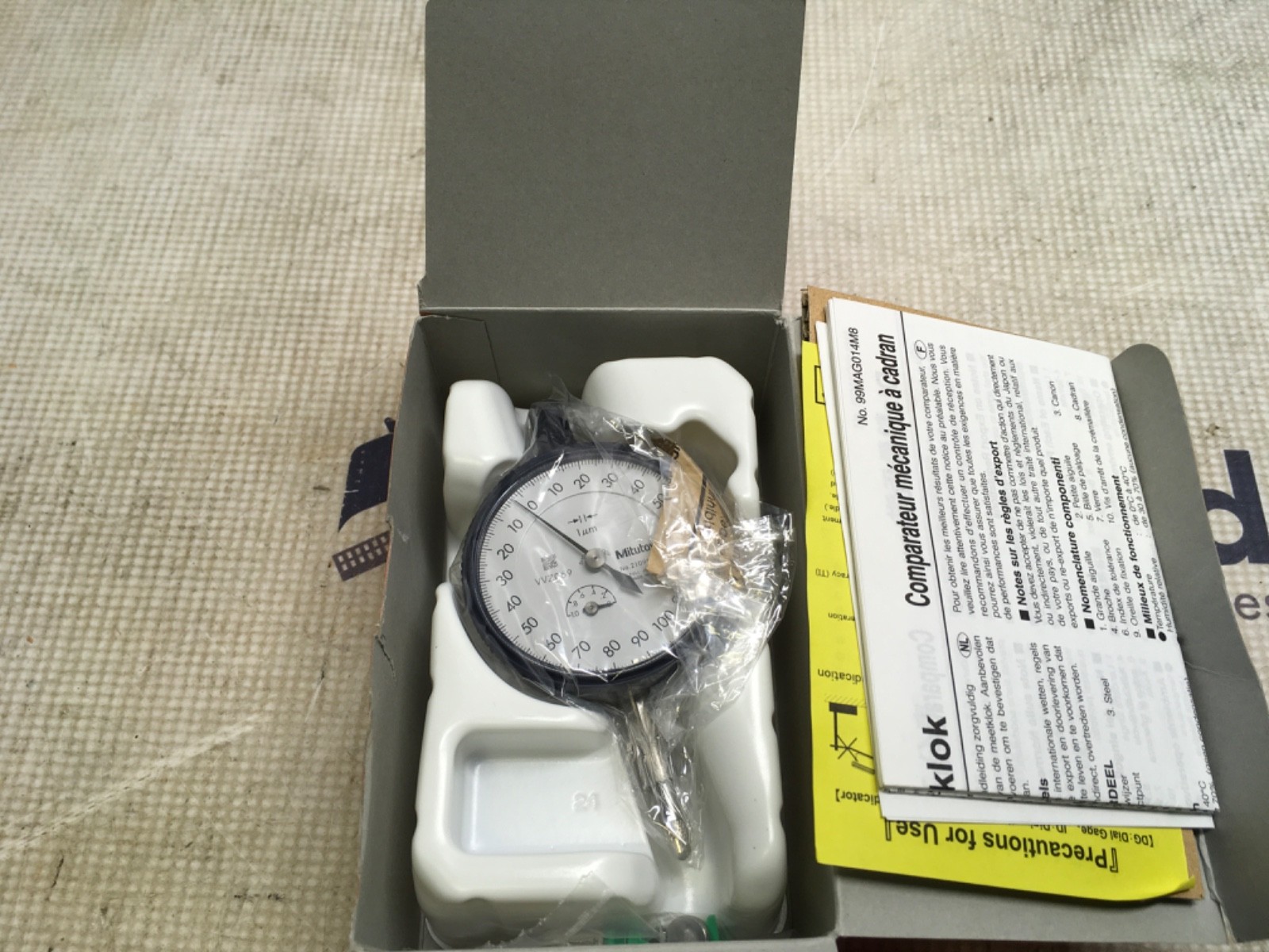Mitutoyo dial gauge, 2109S-10, NOS, LG-4347