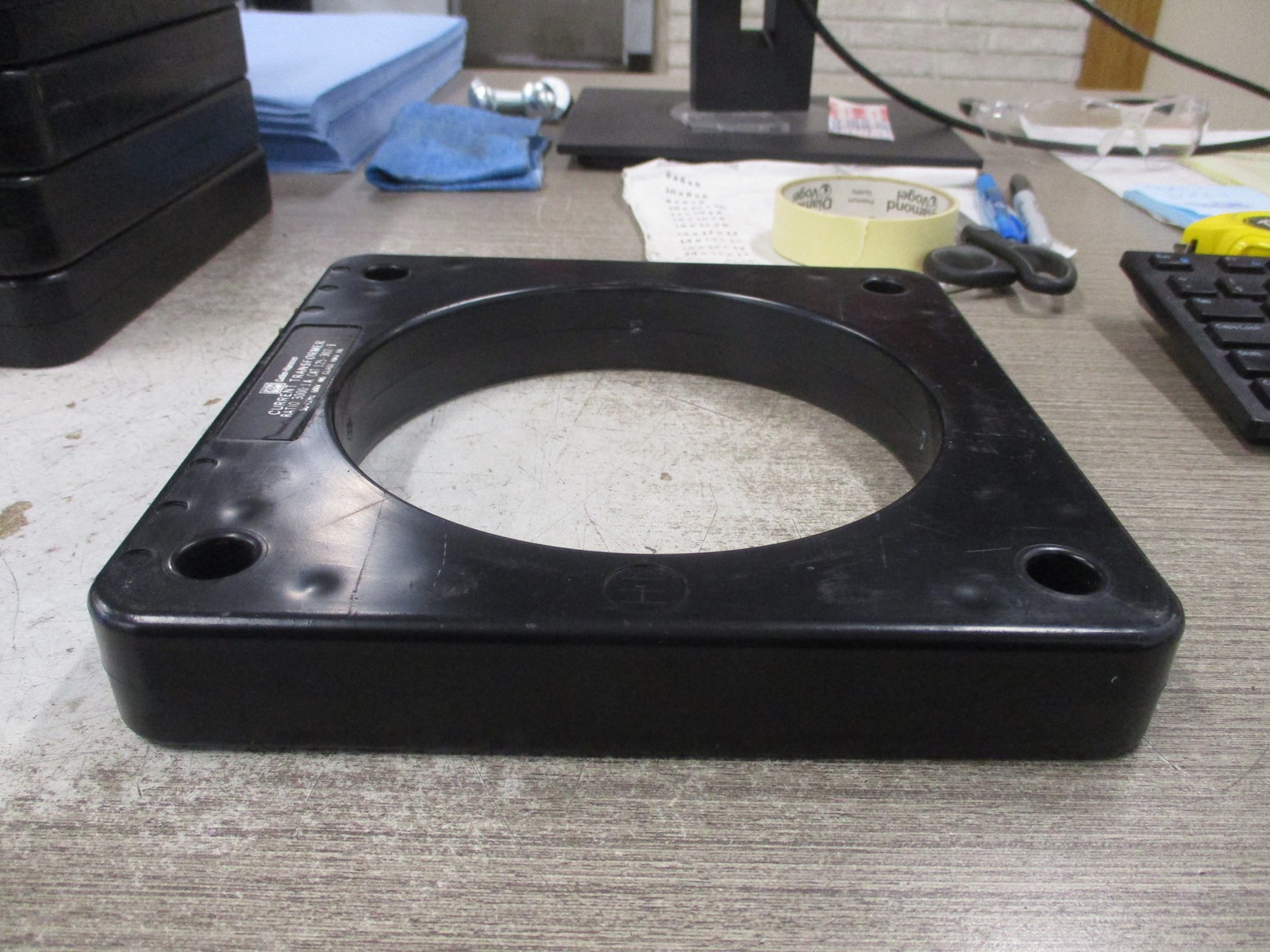Cutler-Hammer Current Transformer 125-302-1 Ratio 3000:1A 600V 50-400Hz 10KV BIL