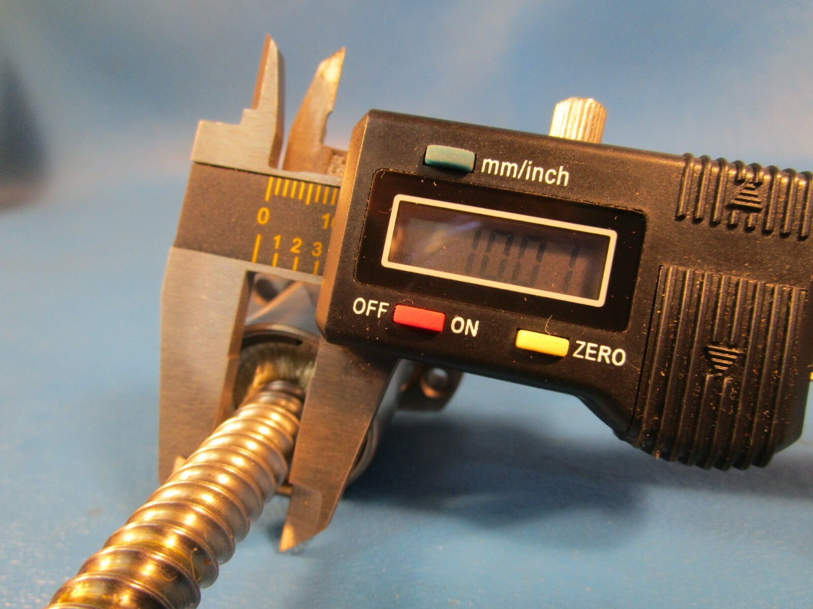 THK, BTK1006.2.6ZZ + 165, One Rolled Ball Screw Nut on a 165mm Tapered Shaft