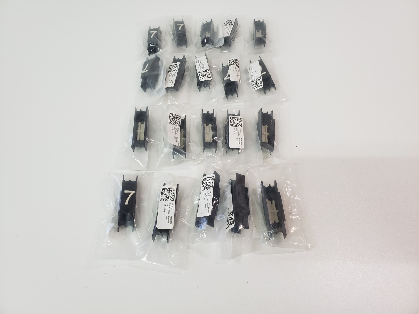 LOT of 20 – UNUSED – TKE ThyssenKrupp 9894068 Elevator Floor 7 Button Plastic