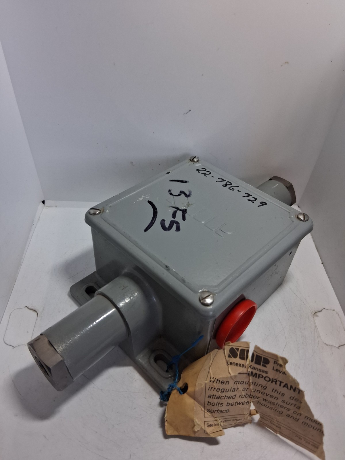 SOR 13RB-G2-N4-F1A OPPOSED PISTON DIFFERENTIAL PRESS SWITCH 1000PSI 2500 P NNB