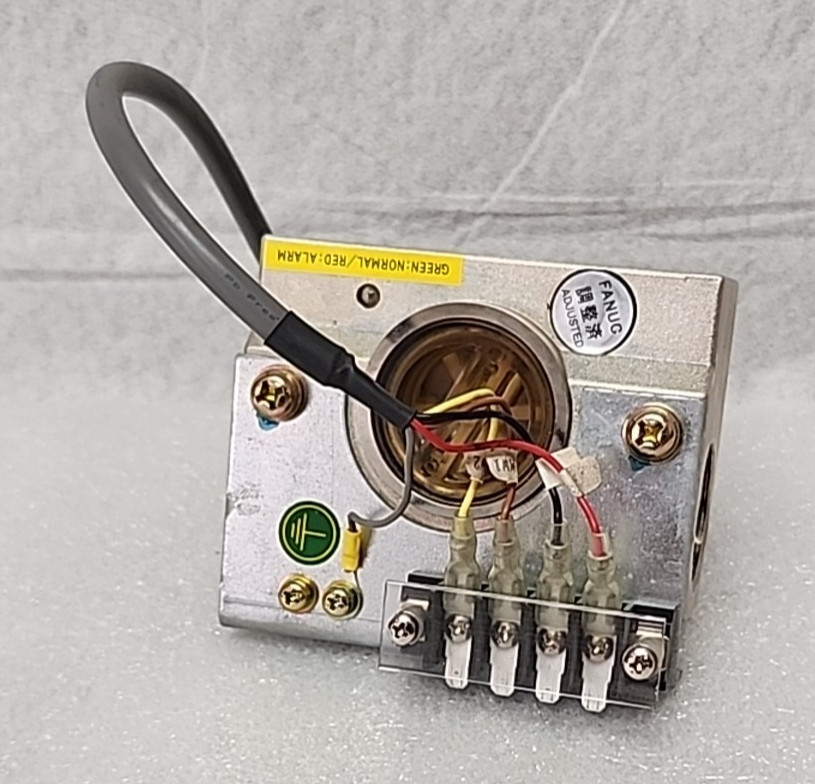Fanuc A91L-0001-0214/180 Digital Flow Switch / Atsuryu Industries DFS-180FT
