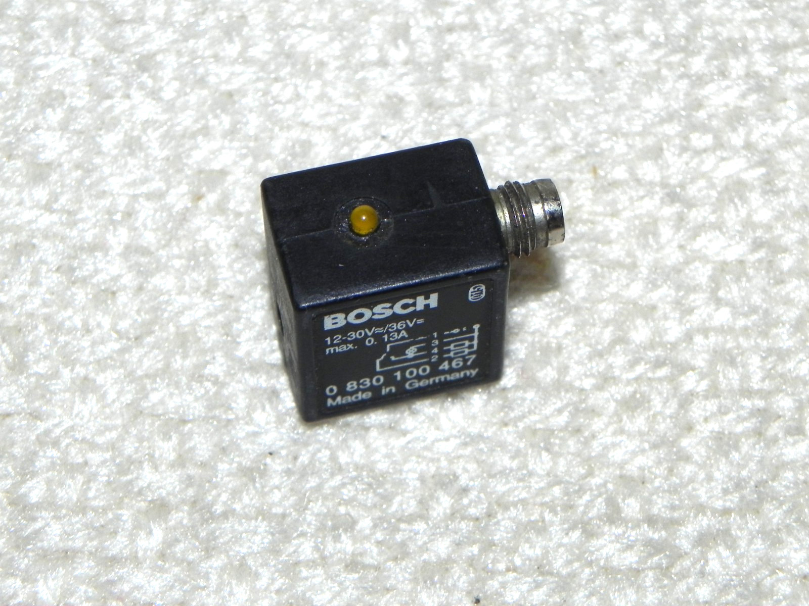 Bosch 0 830 100 467 sensor 12-30VAC/12-26VDC max 0,13A