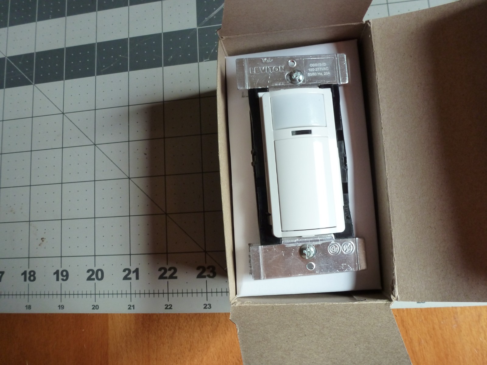 1 – Leviton ODS15-IDW Occupancy Self-Adaptive Sensors – Passive Infrared (PIR)