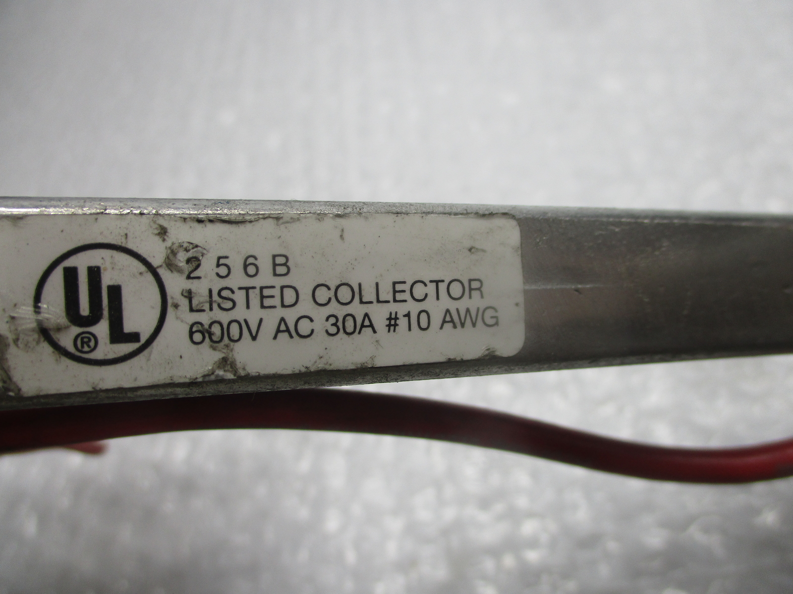 INSUL-8 256B 30A #10AWG COLLECTOR ARM ASSEMBLY UNMP