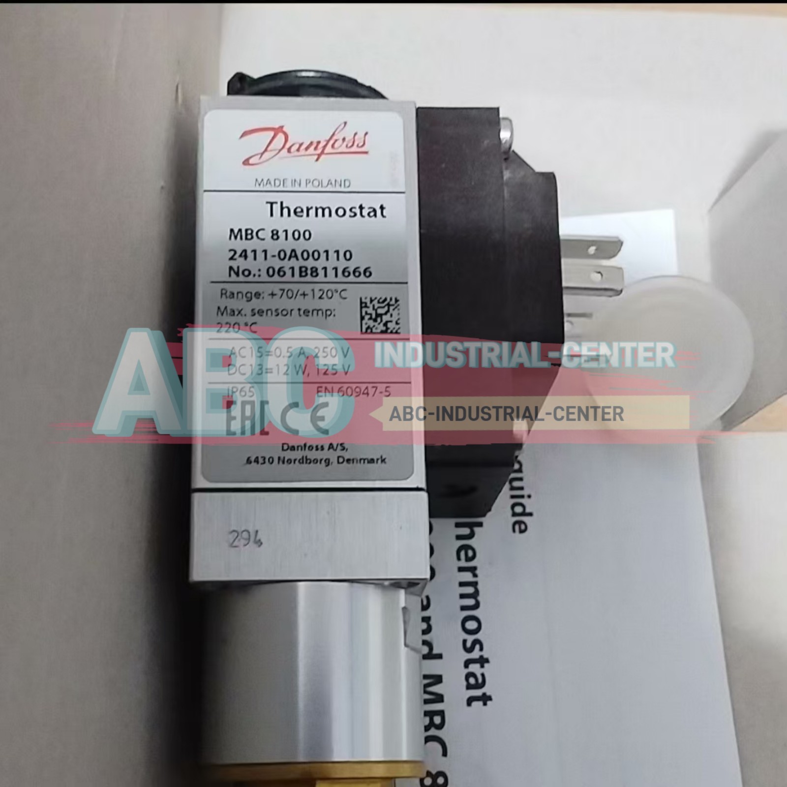 Danfoss 061B811666 MBC8100 thermostat#1pcs new in box