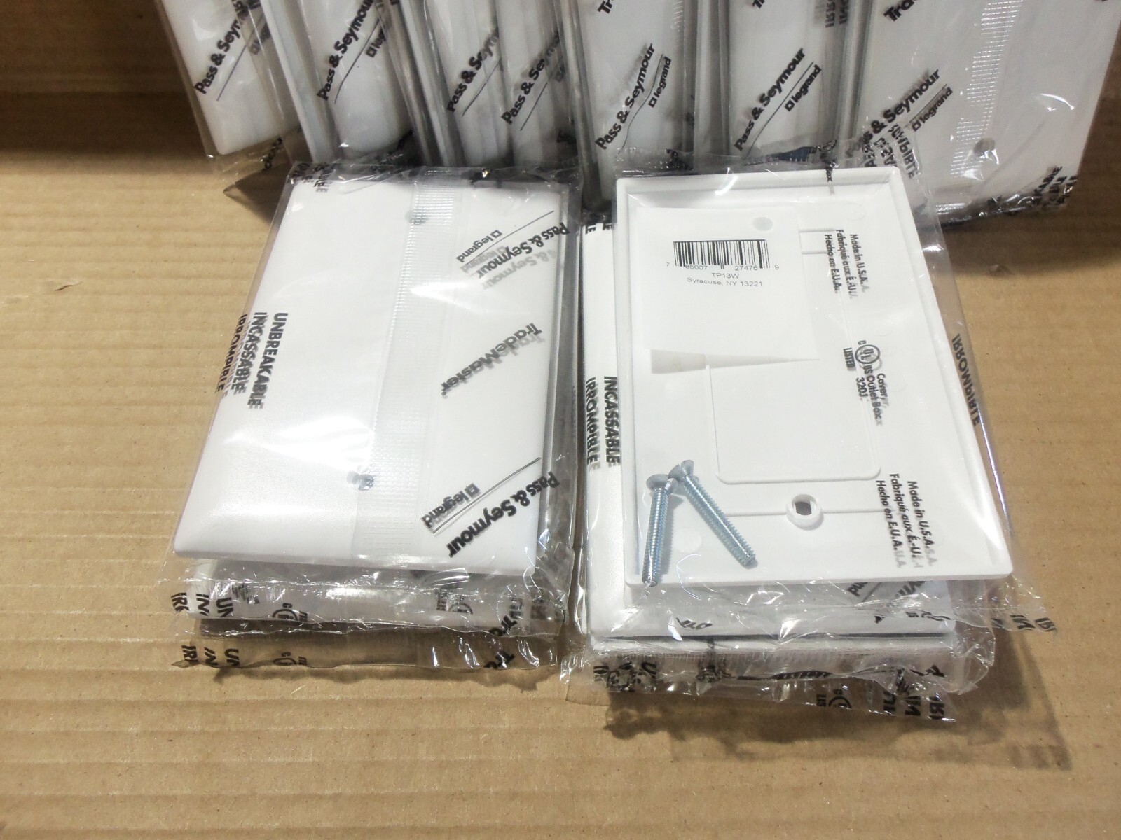 NEW LEGRAND TP13-W TRADEMASTER WALL PLATE 1 GANG BLANK BOX MOUNT WHITE QTY: 10