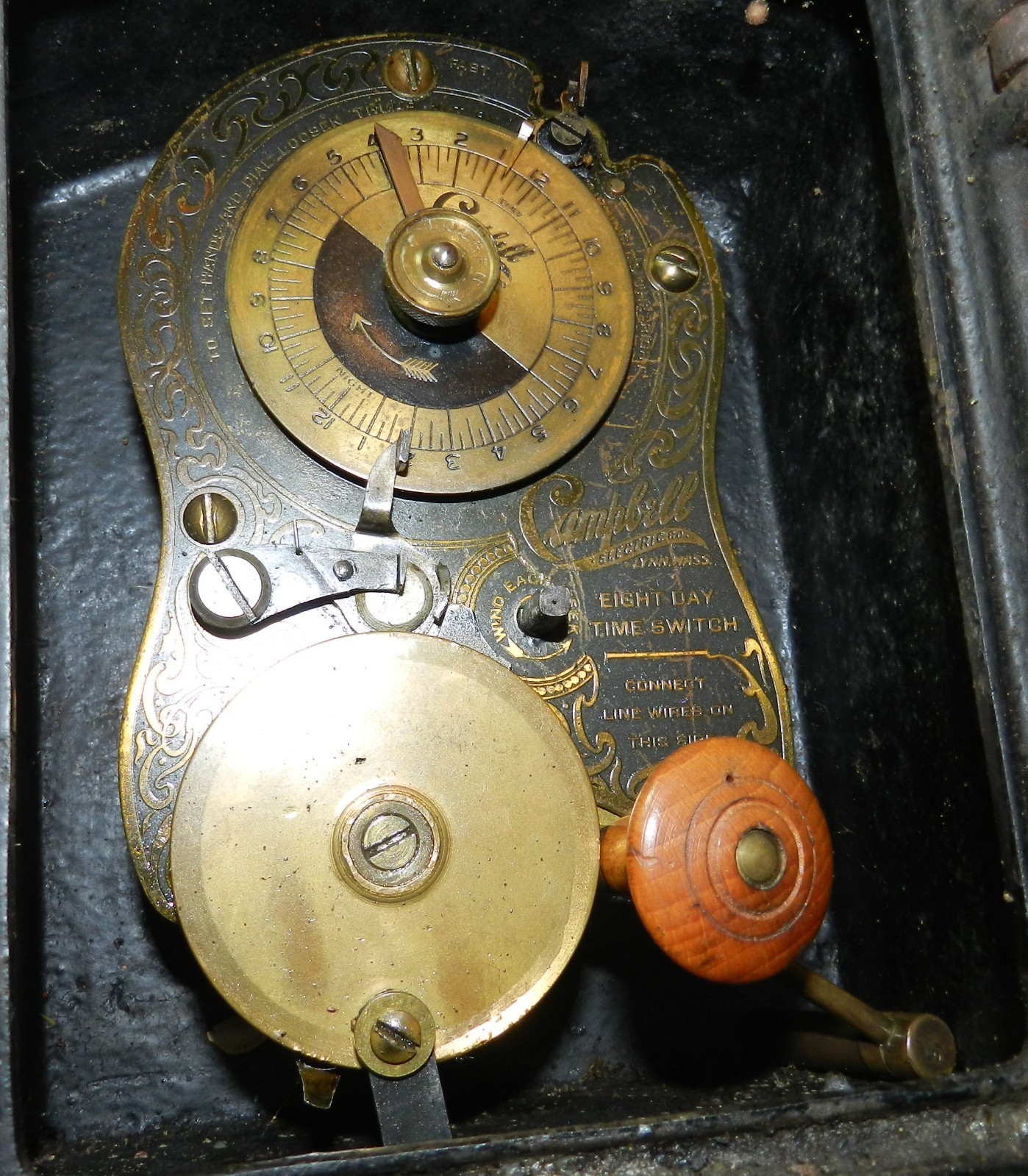 Vintage Campbell Electric Company 8 Day Time Switch in Cast Iron Case – 1913